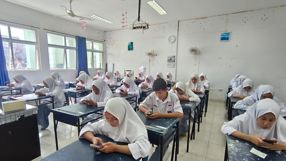 651-siswa-siswi-smk-abdurrab-pekanbaru-semangat-menempuh-asesmen-sumatif-akhir-semester-asas-ganjil-tp20252026